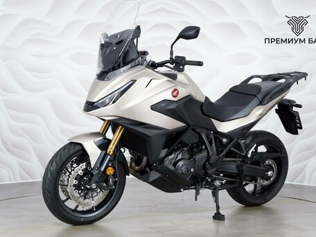 2026 Honda NT1100, золотистый, 1945000 рублей, вид 3