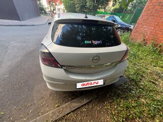 2007 Opel Astra GTC H Рестайлинг, белый, 280000 рублей, вид 1