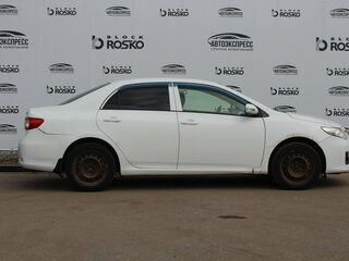 2011 Toyota Corolla X (E140, E150) Рестайлинг, белый, 480000 рублей, вид 4