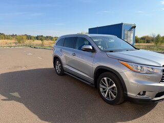 2014 Toyota Highlander III (XU50), серебристый, 2790000 рублей, вид 1