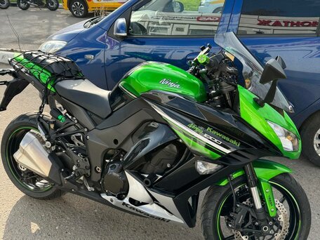 2016 Kawasaki Z 1000SX, зелёный, 750000 рублей, вид 1