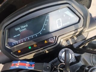 2021 Bajaj Dominar 400, чёрный, 400000 рублей, вид 2