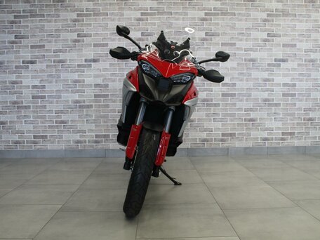2022 Ducati Multistrada V4, красный, 2256000 рублей, вид 1