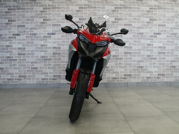 2022 Ducati Multistrada V4, красный, 2256000 рублей