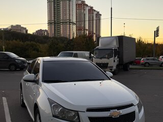 2011 Chevrolet Cruze I, белый, 630000 рублей, вид 3