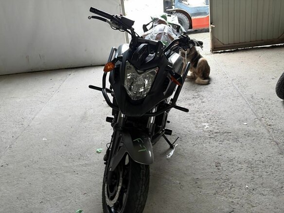 2016 Honda NC 750X, серый, 700000 рублей - вид 1