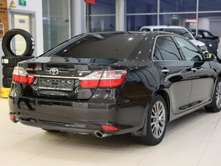 2015 Toyota Camry VII (XV50) Рестайлинг, чёрный, 2450000 рублей, вид 5