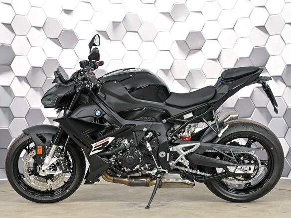 2025 BMW S 1000 R, чёрный, 2049000 рублей - вид 3