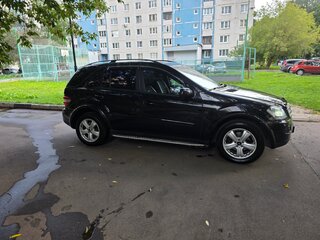 2006 Mercedes-Benz M-Класс 280 II (W164), чёрный, 1350000 рублей, вид 3