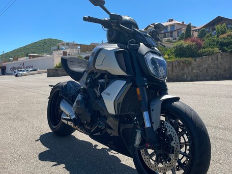 2019 Ducati Diavel 1260, серый, 1950000 рублей, вид 4