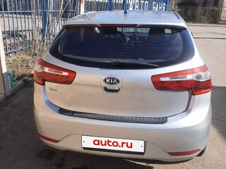 2012 Kia Rio 5-speed III, серебристый, 750000 рублей, вид 3