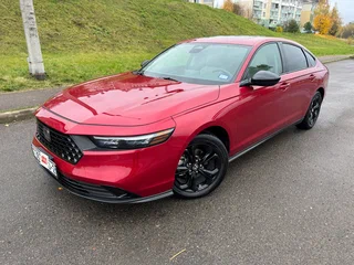 2024 Honda Accord XI, красный, 1950000 рублей, вид 1