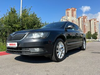2013 Skoda Superb II Рестайлинг, чёрный, 999999 рублей, вид 1