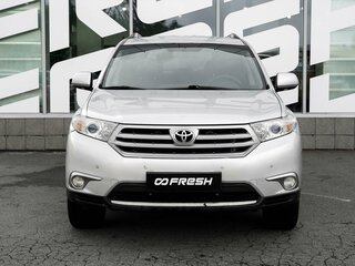 2013 Toyota Highlander II (XU40) Рестайлинг, серебристый, 1880000 рублей, вид 3