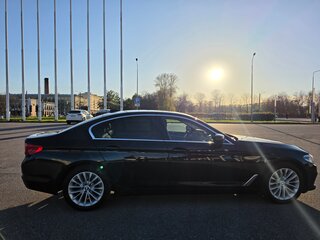 2019 BMW 5 серии 520d VII (G30/G31/G38), чёрный, 4200000 рублей, вид 4