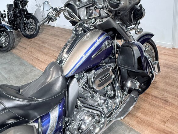 2016 Harley-Davidson CVO Limited, синий, 1799000 рублей - вид 18