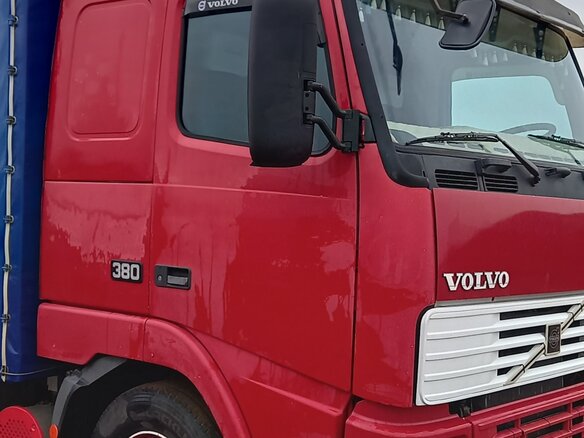 1996 Volvo FH, красный, 2000000 рублей - вид 10