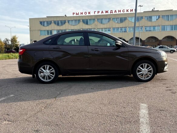 2017 Lada (ВАЗ) Vesta I, коричневый, 870000 рублей - вид 9