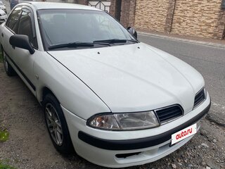 1999 Mitsubishi Carisma I Рестайлинг, белый, 220000 рублей, вид 3