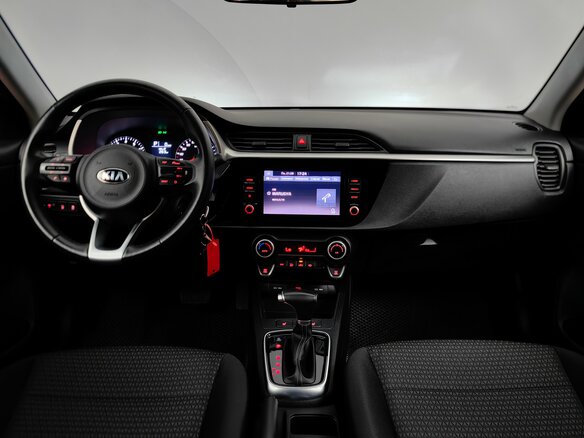 2021 Kia Rio IV Рестайлинг, чёрный, 1619000 рублей - вид 11