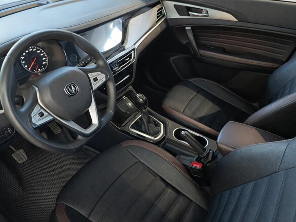 2019 Changan CS35 Plus I, коричневый - вид 7