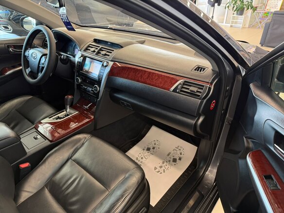 2012 Toyota Camry VII (XV50), серый, 1949900 рублей - вид 12