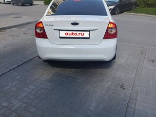 2011 Ford Focus II Рестайлинг, белый, 745000 рублей, вид 3