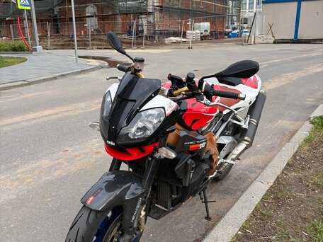 2007 Aprilia Tuono 1000, красный, 550000 рублей, вид 2