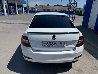2016 Skoda Octavia III (A7), белый, 1200000 рублей, вид 3