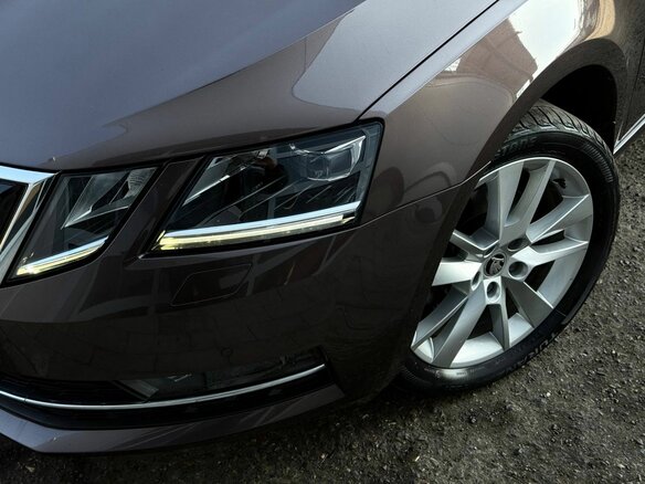 2017 Skoda Octavia III (A7) Рестайлинг, коричневый, 1800000 рублей - вид 30