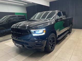2022 Ram 1500 Crew Cab V, чёрный, 7900000 рублей, вид 3