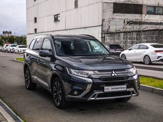 2021 Mitsubishi Outlander III Рестайлинг 3, серый, 2499777 рублей, вид 5