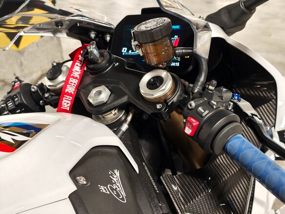 2023 BMW S 1000 RR, белый, 1945000 рублей - вид 17