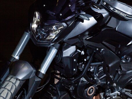 2020 Bajaj Dominar 400, чёрный, 370000 рублей, вид 4