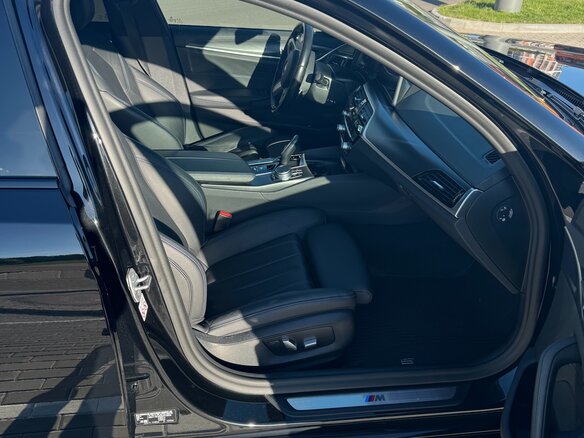 2021 BMW 5 серии 530i xDrive VII (G30/G31/G38) Рестайлинг, чёрный, 5200000 рублей - вид 8
