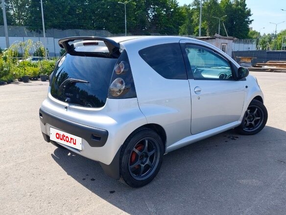 2007 Peugeot 107 I, серебристый, 700000 рублей - вид 3