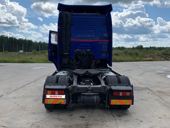2013 Volvo FH, синий, 3000000 рублей - вид 3