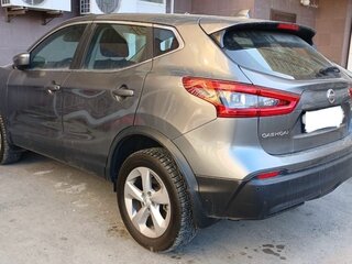2020 Nissan Qashqai II Рестайлинг, серый, 1950000 рублей, вид 3