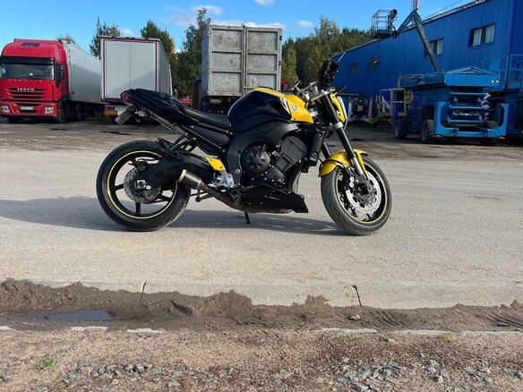 2010 Yamaha FZ1, чёрный, 610000 рублей - вид 12