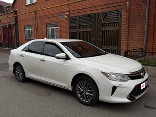 2014 Toyota Camry VII (XV50), белый, 1260000 рублей, вид 3