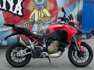 2021 Ducati Multistrada V4, красный, 1700000 рублей, вид 3