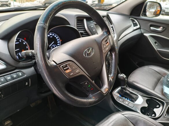 2018 Hyundai Santa Fe III Рестайлинг, коричневый, 2400000 рублей - вид 3
