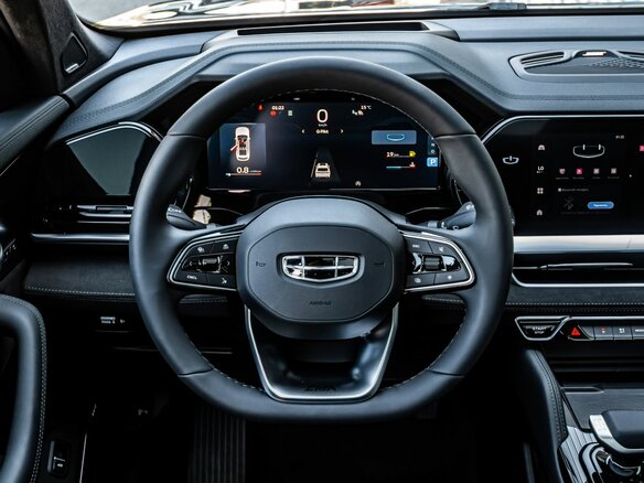 2026 Geely Monjaro I Рестайлинг, чёрный, 4905441 рублей - вид 12