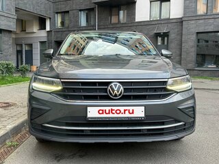 2021 Volkswagen Tiguan II Рестайлинг, серый, 2430000 рублей, вид 2
