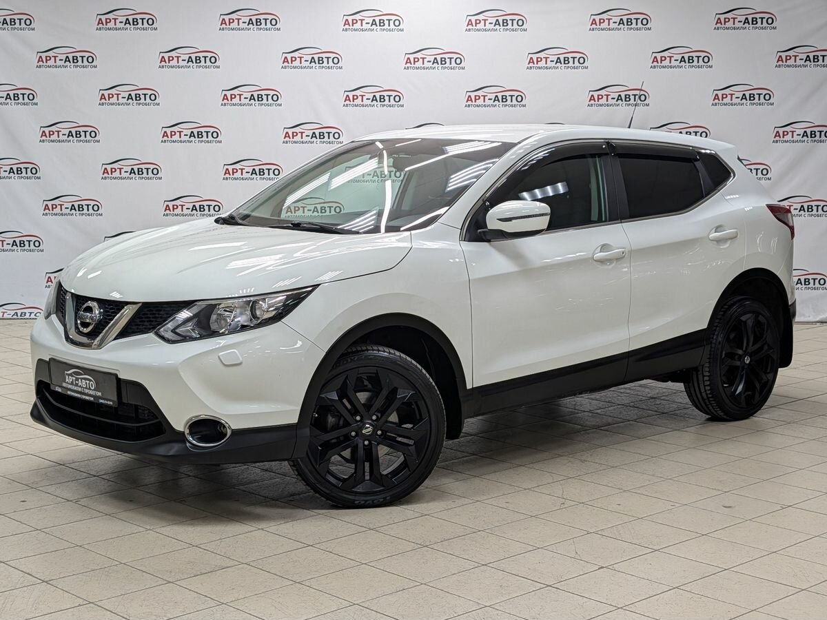 Открыть фотографии: Nissan Qashqai II