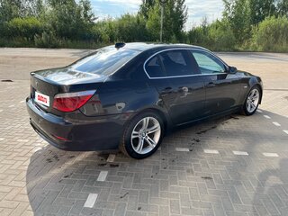 2008 BMW 5 серии 525i V (E60/E61) Рестайлинг, чёрный, 860000 рублей, вид 5