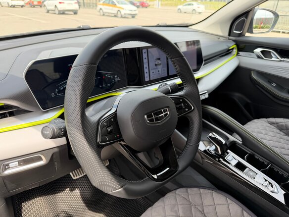2023 Geely Binyue Cool, серый, 2070000 рублей - вид 16