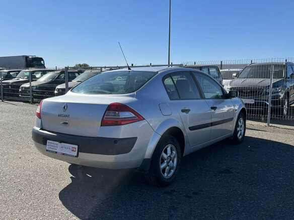 2007 Renault Megane II Рестайлинг, серый, 340000 рублей - вид 14
