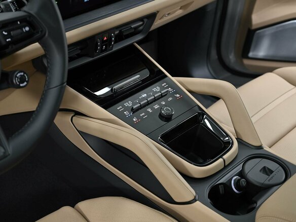 2026 Porsche Cayenne Coupé III Рестайлинг, серый, 19290000 рублей - вид 13