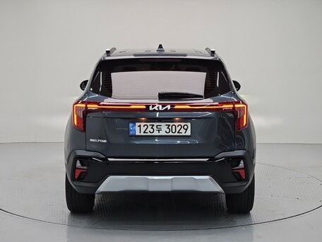 2022 Kia Seltos I Рестайлинг, серый, 2250000 рублей, вид 3